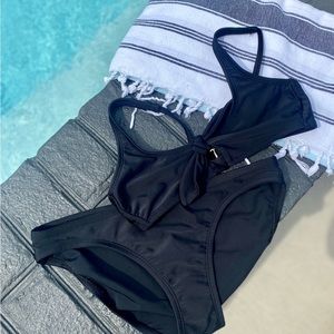 brand TARGET / size S / color BLACK